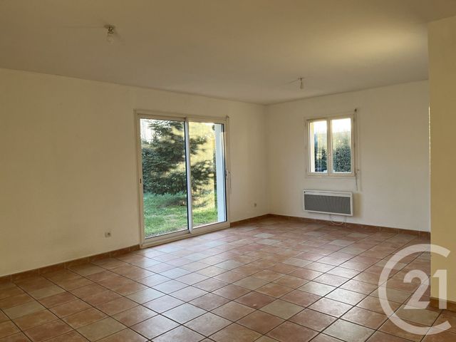 Maison &agrave; louer - 5 pi&egrave;ces - 113,34 m2 - Le Pian Sur Garonne - 33 - AQUITAINE