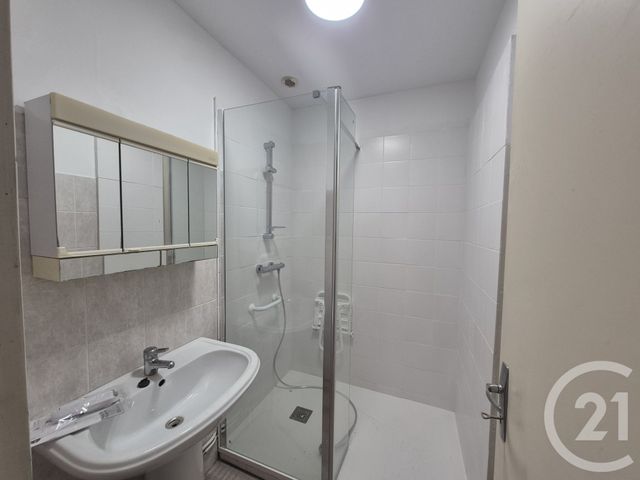 Appartement F3 &agrave; louer - 4 pi&egrave;ces - 48,81 m2 - Villandraut - 33 - AQUITAINE