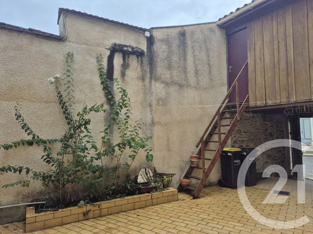 Appartement F3 &agrave; louer - 4 pi&egrave;ces - 48,81 m2 - Villandraut - 33 - AQUITAINE