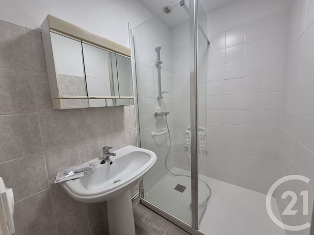 Appartement F3 &agrave; louer - 4 pi&egrave;ces - 48,81 m2 - Villandraut - 33 - AQUITAINE