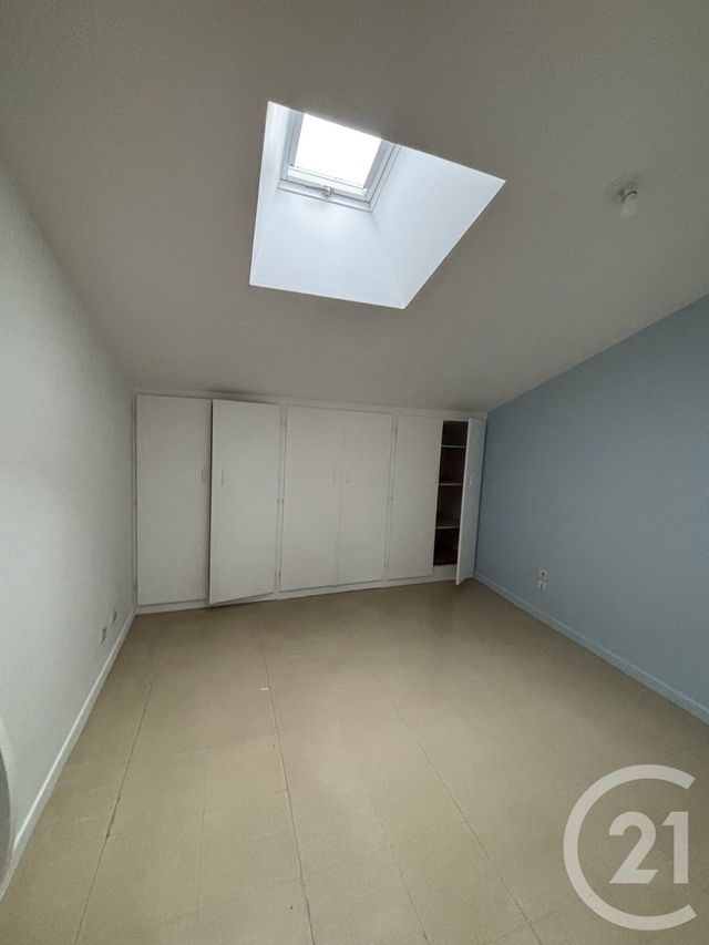 Appartement T2 &agrave; louer - 2 pi&egrave;ces - 39,82 m2 - La Reole - 33 - AQUITAINE