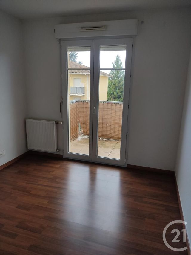 Appartement T3 &agrave; louer - 3 pi&egrave;ces - 60,96 m2 - Gironde Sur Dropt - 33 - AQUITAINE