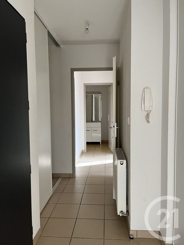 Appartement T3 &agrave; louer - 3 pi&egrave;ces - 60,96 m2 - Gironde Sur Dropt - 33 - AQUITAINE