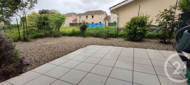 Appartement T2 à vendre - 2 pièces - 32,87 m2 - La Reole - 33 - AQUITAINE