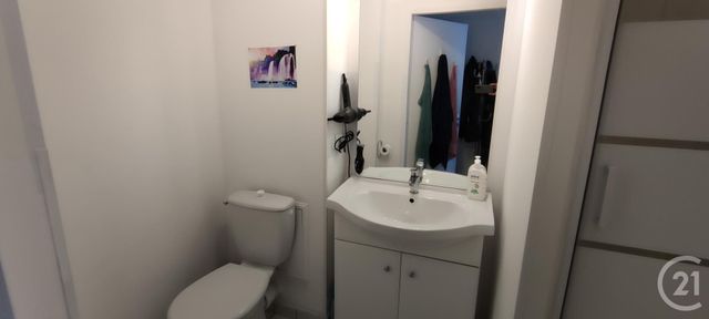 Appartement T2 à vendre - 2 pièces - 32,87 m2 - La Reole - 33 - AQUITAINE