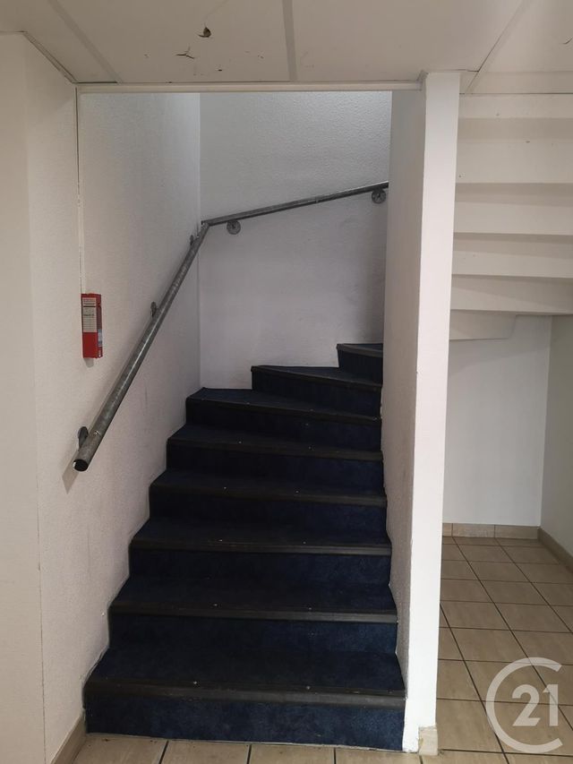 Appartement T3 à vendre - 3 pièces - 60,79 m2 - Gironde Sur Dropt - 33 - AQUITAINE