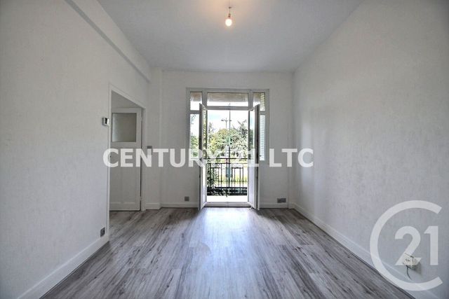 Appartement F2 à vendre CHARENTON LE PONT