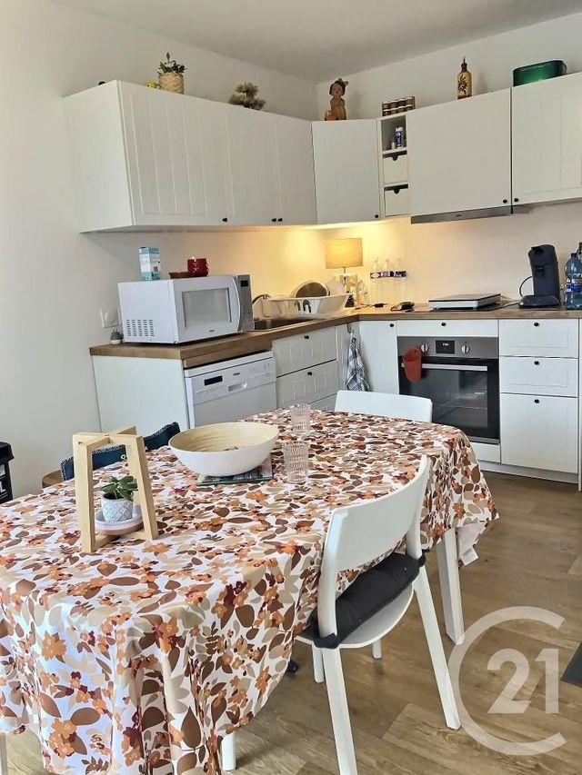 Appartement F2 à louer - 2 pièces - 45,22 m2 - Champigny Sur Marne - 94 - ILE-DE-FRANCE