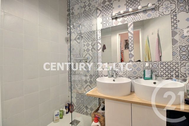 Appartement F3 à vendre - 3 pièces - 59,27 m2 - Charenton Le Pont - 94 - ILE-DE-FRANCE