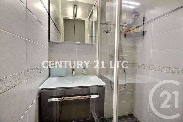 Appartement F3 à vendre - 3 pièces - 56,54 m2 - Charenton Le Pont - 94 - ILE-DE-FRANCE