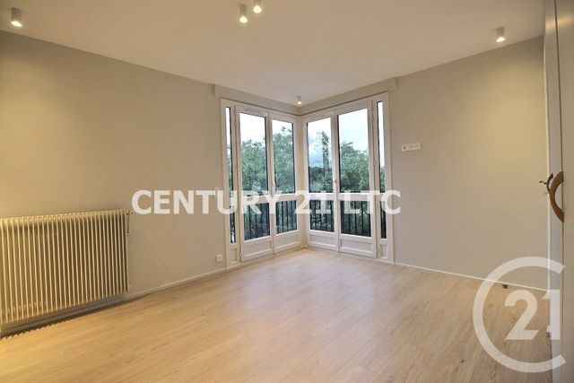 Appartement F3 à vendre - 3 pièces - 69,77 m2 - St Maurice - 94 - ILE-DE-FRANCE