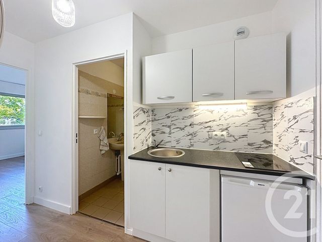 Appartement Studio &agrave; louer - 1 pi&egrave;ce - 24,85 m2 - Charenton Le Pont - 94 - ILE-DE-FRANCE