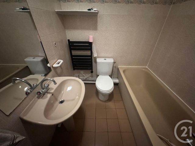 Appartement Studio &agrave; louer - 1 pi&egrave;ce - 24,85 m2 - Charenton Le Pont - 94 - ILE-DE-FRANCE