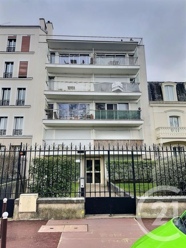 Appartement Studio à louer CHARENTON LE PONT