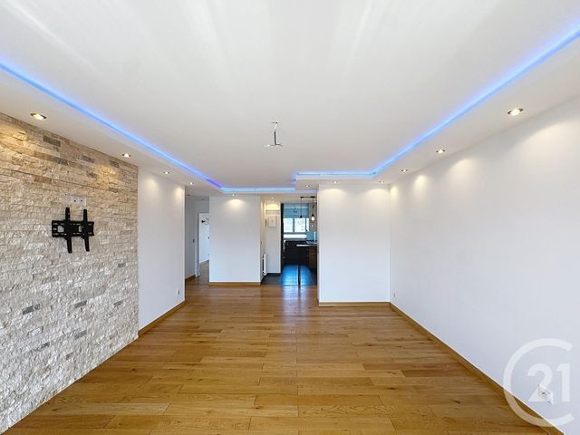 Exclusivité CHARENTON LE PONT 94 2 350 € par mois charges comprises 72,0 m 2 , appartement , 3 pcs