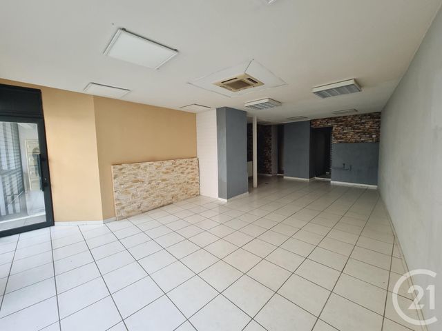 Appartement Local à louer - 1 pièce - 46,67 m2 - Gaillac - 81 - MIDI-PYRENEES