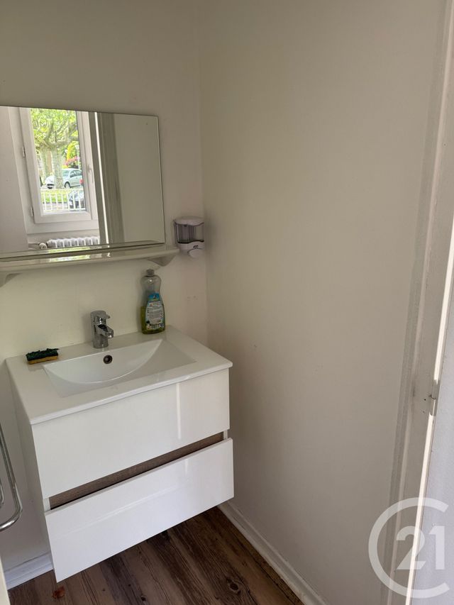 Bureaux à louer - 129.0 m2 - 81 - Tarn