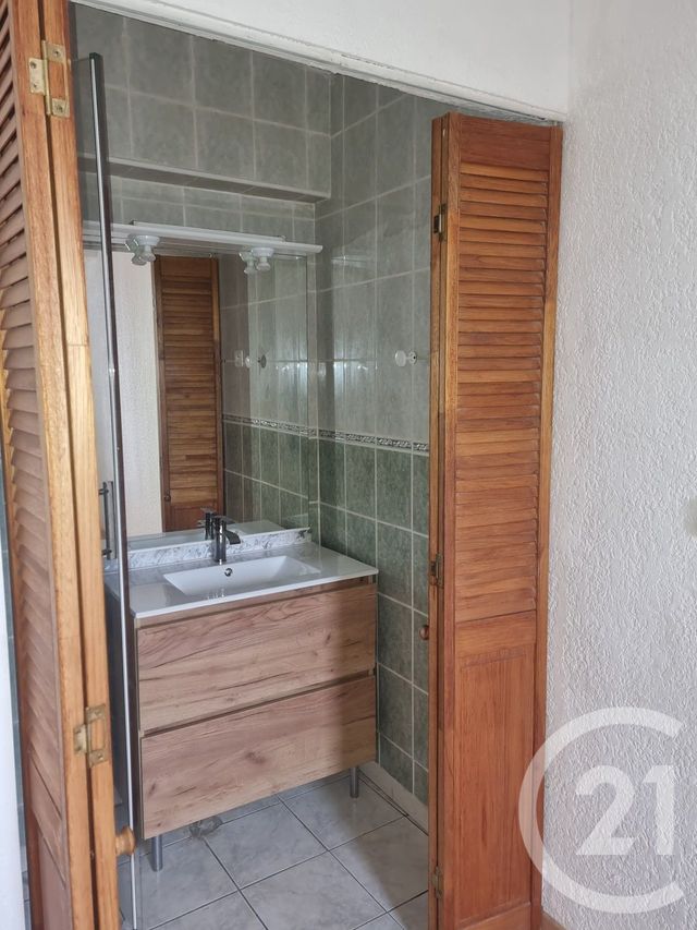 Appartement T3 &agrave; louer - 3 pi&egrave;ces - 54,26 m2 - Gaillac - 81 - MIDI-PYRENEES