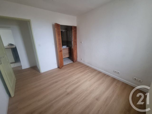 Appartement T3 &agrave; louer - 3 pi&egrave;ces - 54,26 m2 - Gaillac - 81 - MIDI-PYRENEES