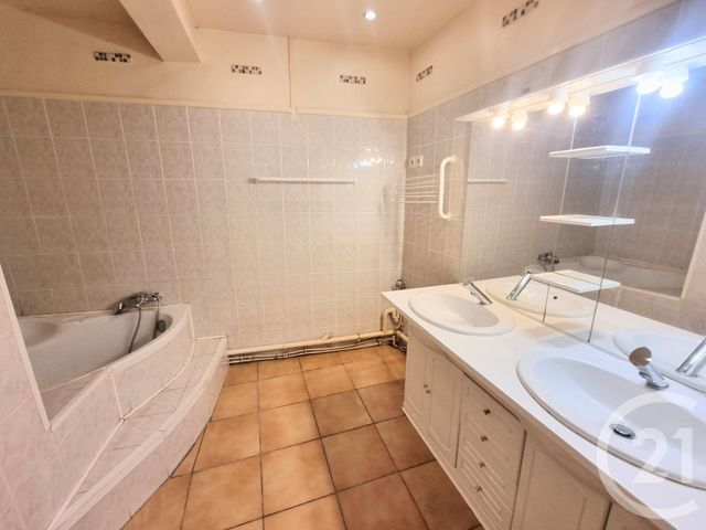 Maison à louer - 5 pièces - 105,40 m2 - Gaillac - 81 - MIDI-PYRENEES