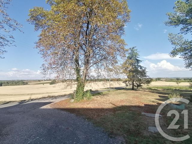 Appartement T3 &agrave; louer - 3 pi&egrave;ces - 108,48 m2 - Labastide De Levis - 81 - MIDI-PYRENEES