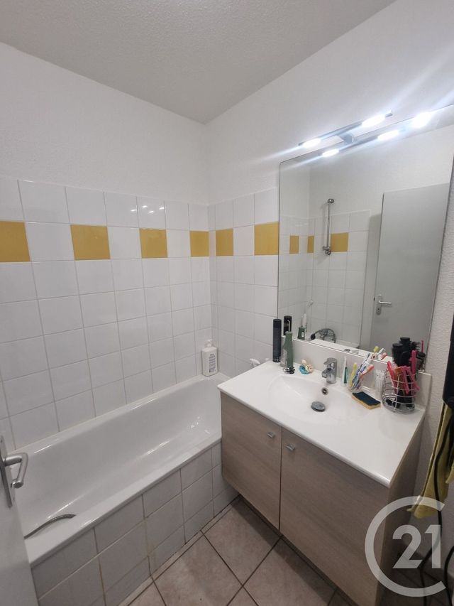 Maison à louer - 4 pièces - 82,50 m2 - Gaillac - 81 - MIDI-PYRENEES