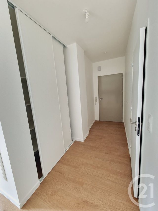 Appartement Studio &agrave; louer - 1 pi&egrave;ce - 31,18 m2 - Gaillac - 81 - MIDI-PYRENEES