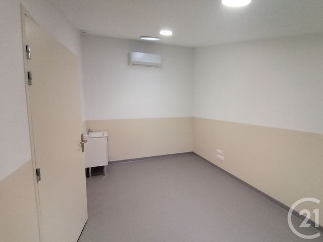 Local commercial à louer - 15.0 m2 - 81 - Tarn