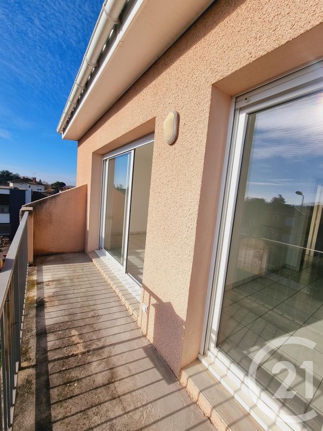 Appartement T2 &agrave; louer - 2 pi&egrave;ces - 65,34 m2 - Gaillac - 81 - MIDI-PYRENEES