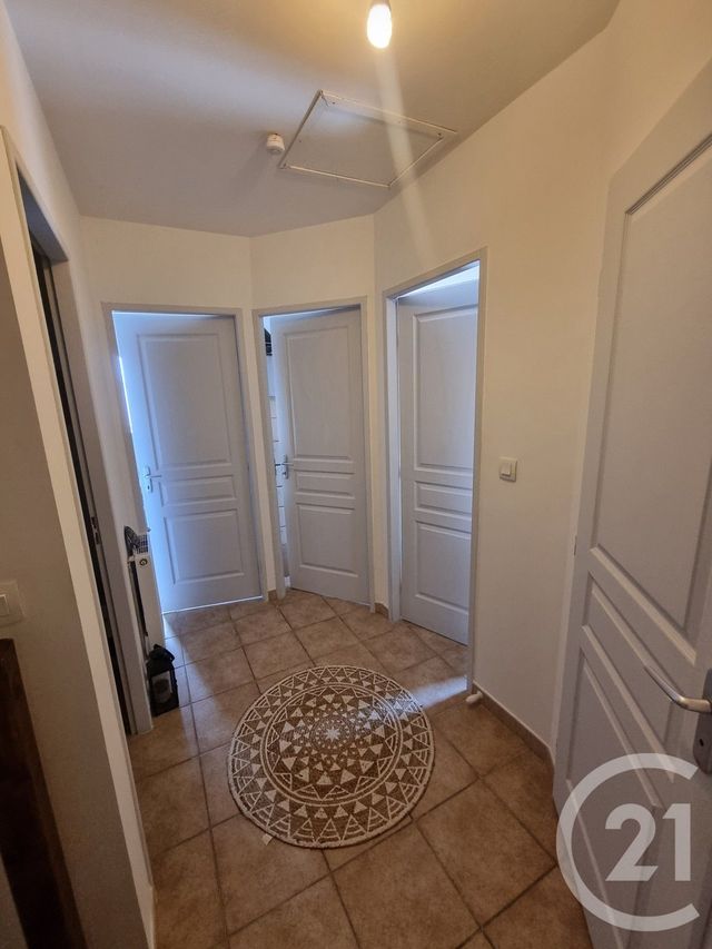 Appartement T4 &agrave; louer - 4 pi&egrave;ces - 91,90 m2 - Gaillac - 81 - MIDI-PYRENEES