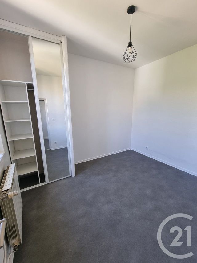 Appartement T2 &agrave; louer - 2 pi&egrave;ces - 57,14 m2 - Gaillac - 81 - MIDI-PYRENEES