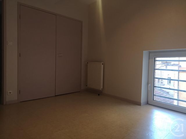 Appartement T3 &agrave; louer - 3 pi&egrave;ces - 78,58 m2 - Gaillac - 81 - MIDI-PYRENEES