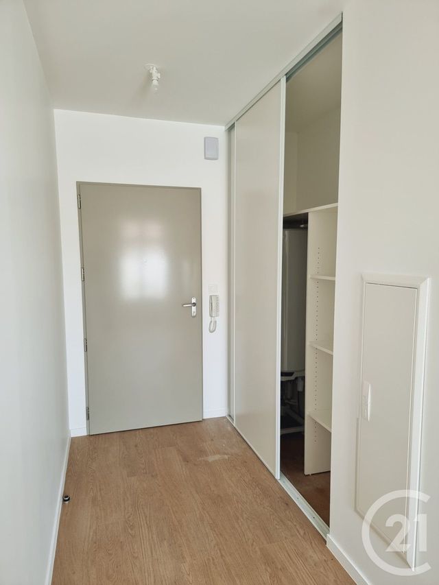 Appartement T2 &agrave; louer - 2 pi&egrave;ces - 41,40 m2 - Gaillac - 81 - MIDI-PYRENEES