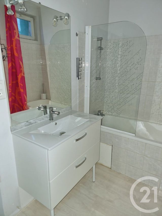 Appartement T3 &agrave; louer - 3 pi&egrave;ces - 73,09 m2 - Gaillac - 81 - MIDI-PYRENEES