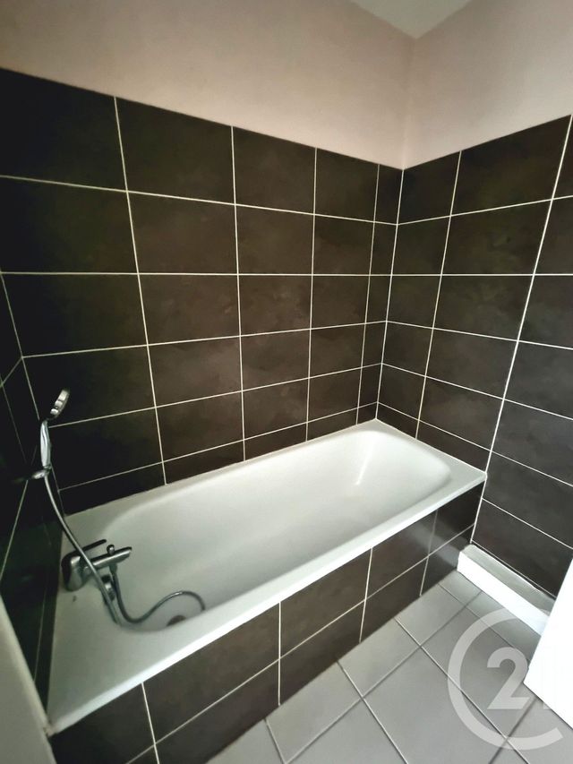 Appartement T2 &agrave; louer - 2 pi&egrave;ces - 41,47 m2 - Gaillac - 81 - MIDI-PYRENEES