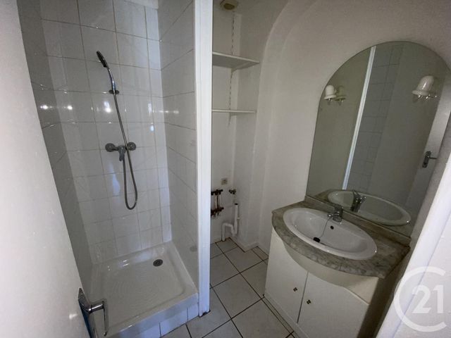 Appartement T2 &agrave; louer - 2 pi&egrave;ces - 35 m2 - Gaillac - 81 - MIDI-PYRENEES