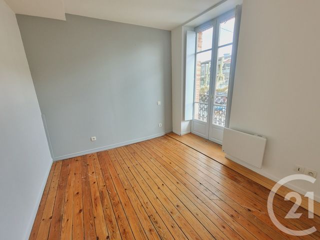 Appartement T2 &agrave; louer - 2 pi&egrave;ces - 29,07 m2 - Gaillac - 81 - MIDI-PYRENEES