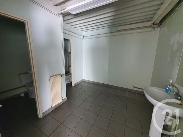 Appartement Local &agrave; louer - 1 pi&egrave;ce - 113,57 m2 - Castelnau De Montmiral - 81 - MIDI-PYRENEES