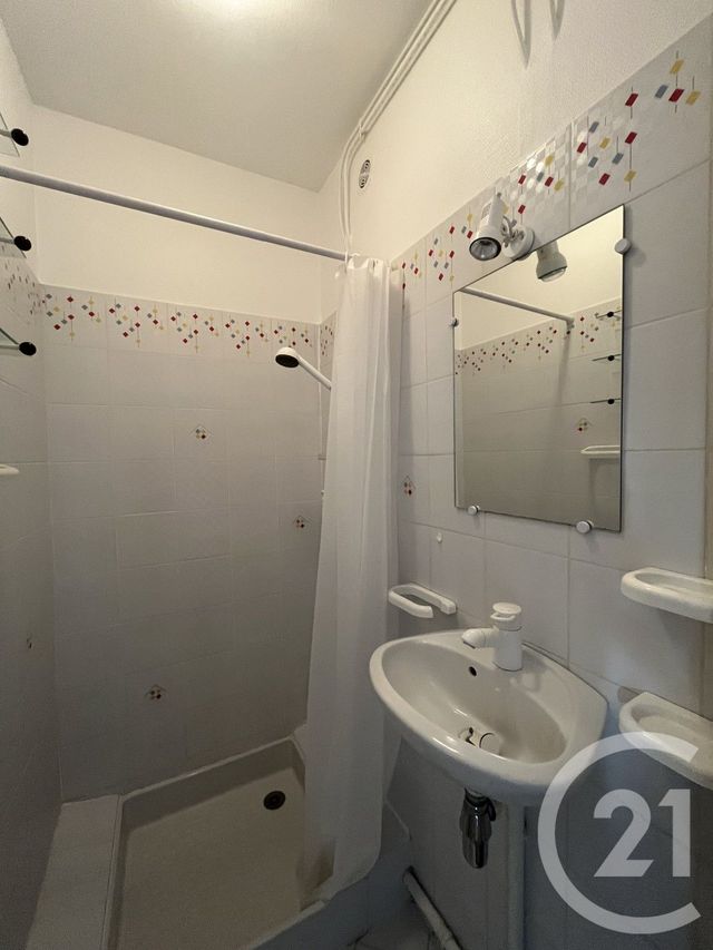 Appartement F4 &agrave; vendre - 5 pi&egrave;ces - 100,10 m2 - Cauterets - 65 - MIDI-PYRENEES