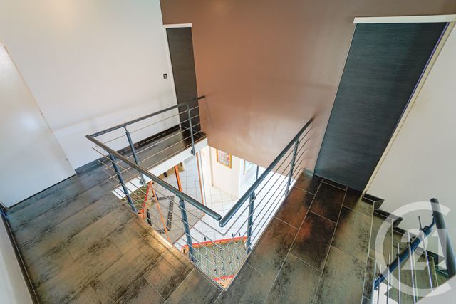 Maison à vendre - 6 pièces - 220,75 m2 - Bussy St Georges - 77 - ILE-DE-FRANCE