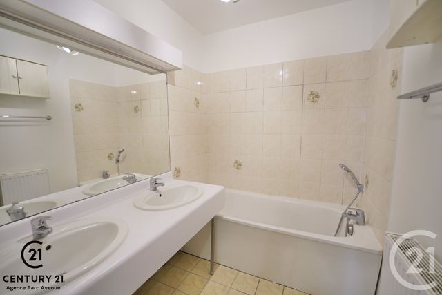 Appartement F3 &agrave; vendre - 3 pi&egrave;ces - 65,57 m2 - Bussy St Georges - 77 - ILE-DE-FRANCE