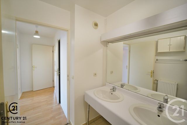 Appartement F3 &agrave; vendre - 3 pi&egrave;ces - 65,57 m2 - Bussy St Georges - 77 - ILE-DE-FRANCE