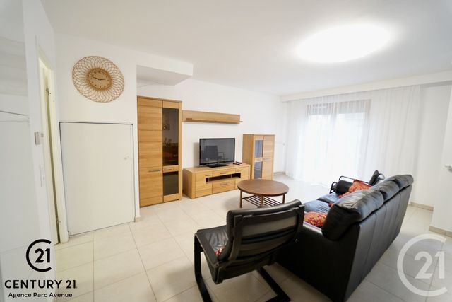 Maison &agrave; louer - 3 pi&egrave;ces - 76,85 m2 - Bussy St Georges - 77 - ILE-DE-FRANCE