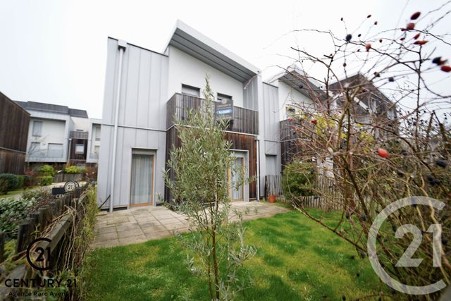 Maison &agrave; louer - 3 pi&egrave;ces - 76,85 m2 - Bussy St Georges - 77 - ILE-DE-FRANCE