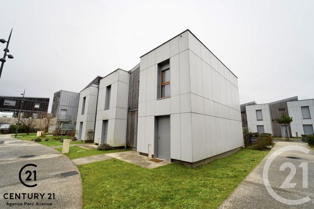 Maison &agrave; louer - 3 pi&egrave;ces - 76,85 m2 - Bussy St Georges - 77 - ILE-DE-FRANCE