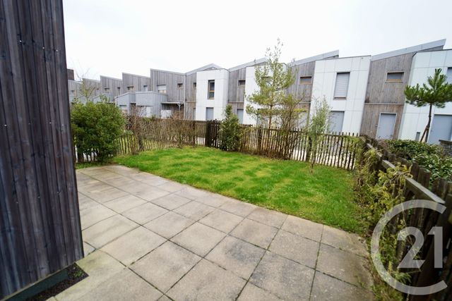 Maison &agrave; louer - 3 pi&egrave;ces - 76,85 m2 - Bussy St Georges - 77 - ILE-DE-FRANCE