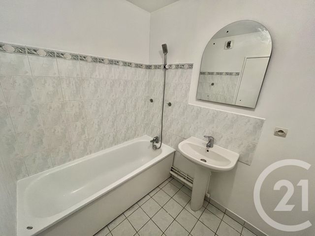 Appartement F2 à louer - 2 pièces - 43,73 m2 - Torcy - 77 - ILE-DE-FRANCE