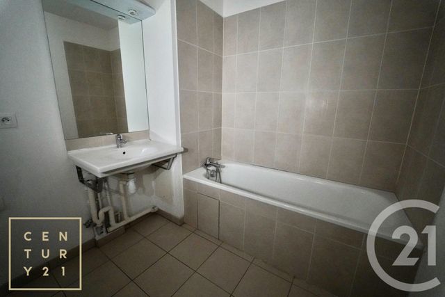 Appartement F3 à vendre - 3 pièces - 66,57 m2 - Bussy St Georges - 77 - ILE-DE-FRANCE