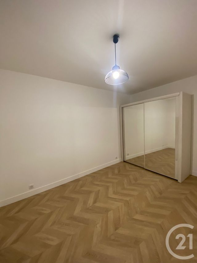 Appartement F3 &agrave; louer - 3 pi&egrave;ces - 76,43 m2 - Livry Gargan - 93 - ILE-DE-FRANCE