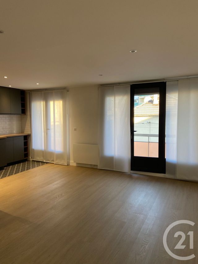 Appartement F3 &agrave; louer - 3 pi&egrave;ces - 76,43 m2 - Livry Gargan - 93 - ILE-DE-FRANCE